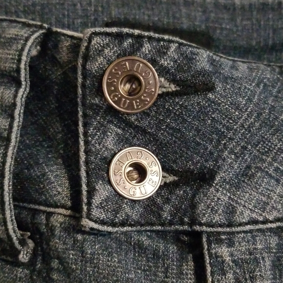 NWOT Awesome Guess Stretch Jeans - Picture 5 of 8